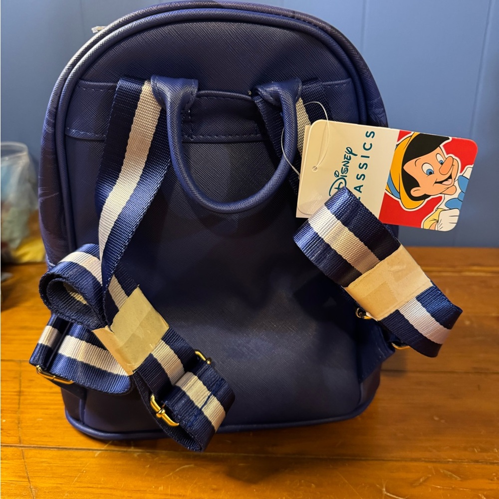Disney Pinocchio backpack. - Picture 2 of 2